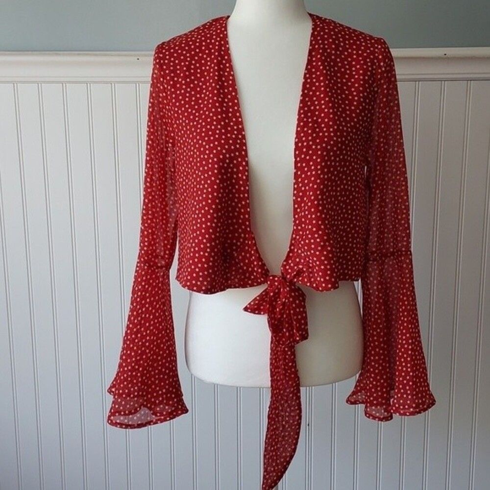 Urban Outfitters M Red White Stars Tie Waist Bell Sleeve Blouse Crop America NWT - Picture 2 of 16